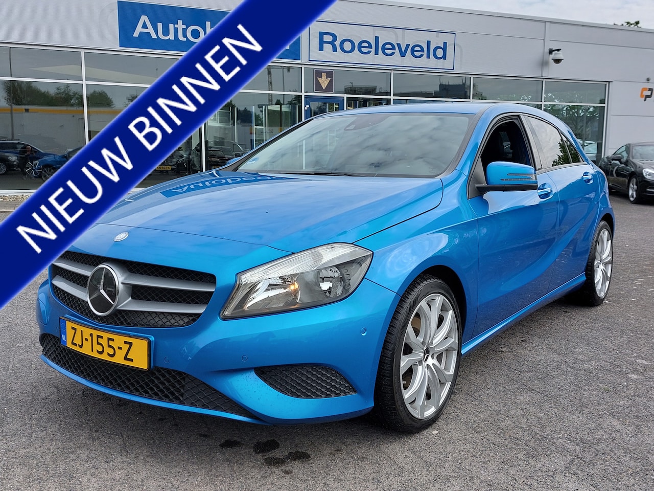 Mercedes-Benz A-klasse - 180 122pk Ambition | Navi | Airco | Cruise | Leder+Verwarmd+Elek.Verstel+Memory | Keyless - AutoWereld.nl