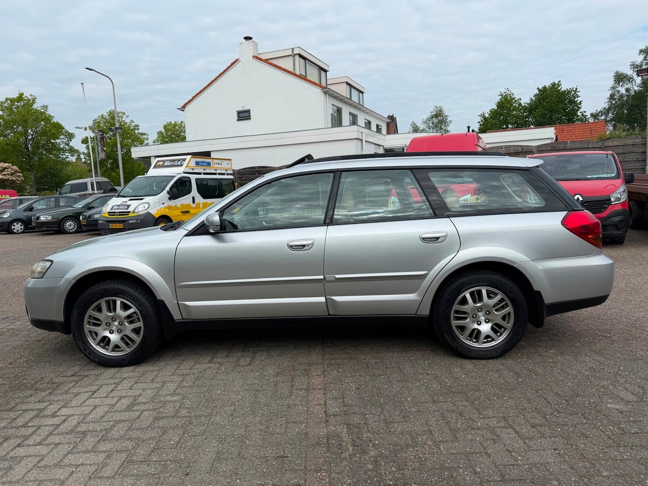 Subaru Outback - 2.5i 2.5i,121kw/165pk,AWD,AUT.ERG MOOI! - AutoWereld.nl