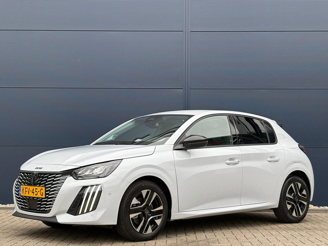 Peugeot 208 - 1.2 Hybrid 110 e-DCS6 Allure | Navigatie | Climate Control | Vision & Navigation Pack | Vo - AutoWereld.nl
