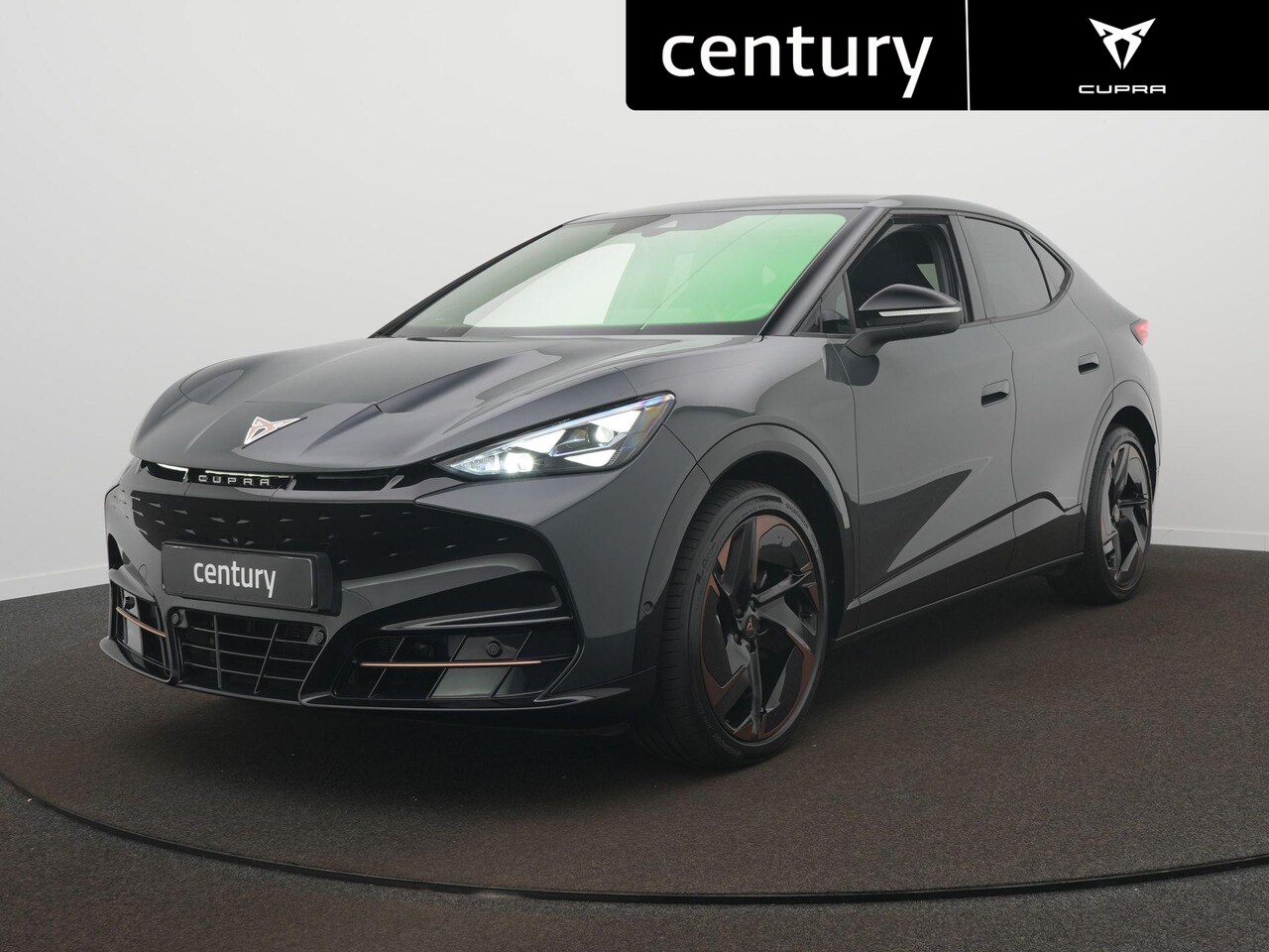 CUPRA Tavascan - VZ Adrenaline 82 kWh / Panodak / 360 Camera / Elek. Stoelen - AutoWereld.nl