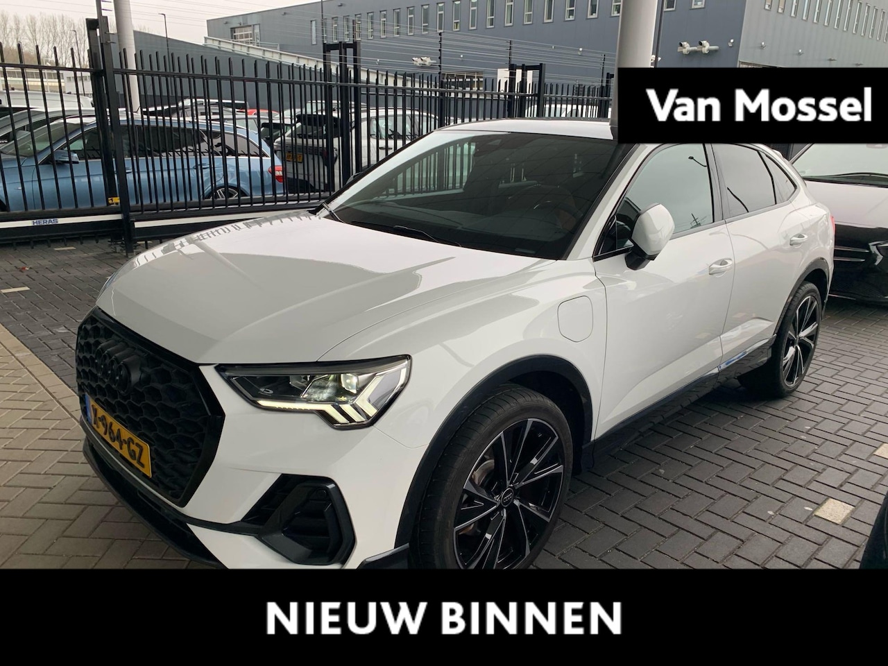 Audi Q3 Sportback - 45 TFSI e Edition 245 PK | Automaat | Navigatie | Panoramadak | Camera | Adaptive cruise c - AutoWereld.nl