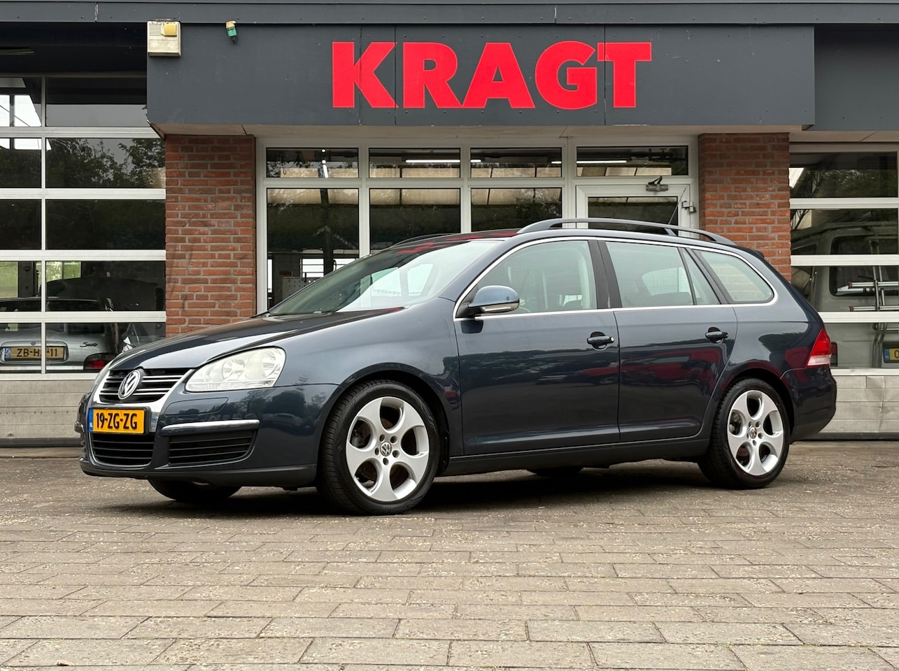 Volkswagen Golf Variant - Comfortline 1.4 TSI 122 pk - lichtmetaal - trekhaak - climate - AutoWereld.nl