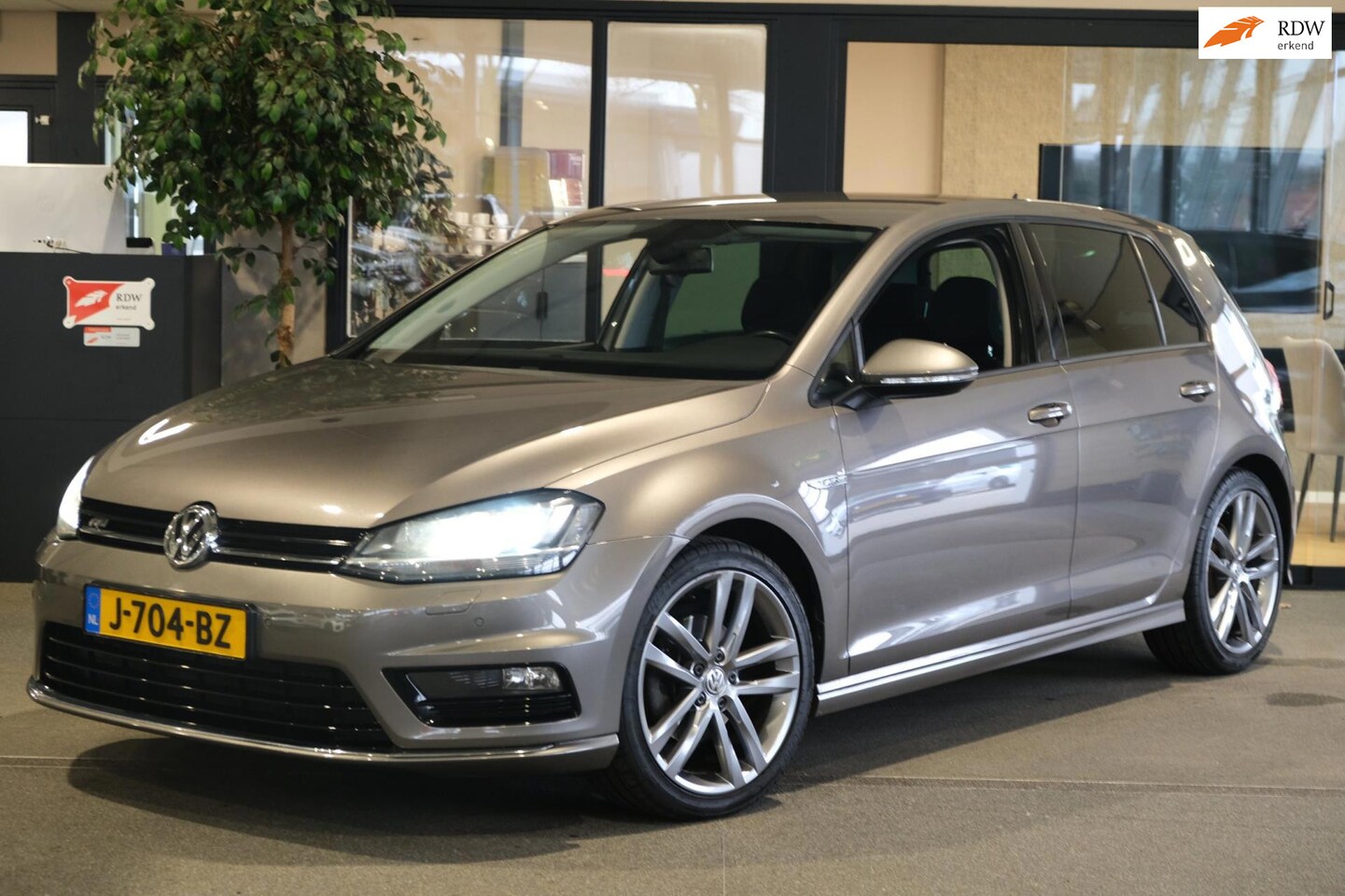Volkswagen Golf - 7 1.4 TSI 125PK R-Line Xenon Led Navi Cruise Pdc Led - AutoWereld.nl