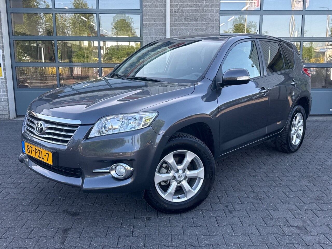 Toyota RAV4 - 2.0 VVTi Executive Business |TREKHAAK|PARKEERCAMERA| - AutoWereld.nl
