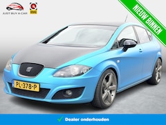 SEAT Leon - 1.8 TFSI Businessline High Nieuwe onderhoudsbeurt uitgevoerd & Nieuwe APK / Stoelverwarmin