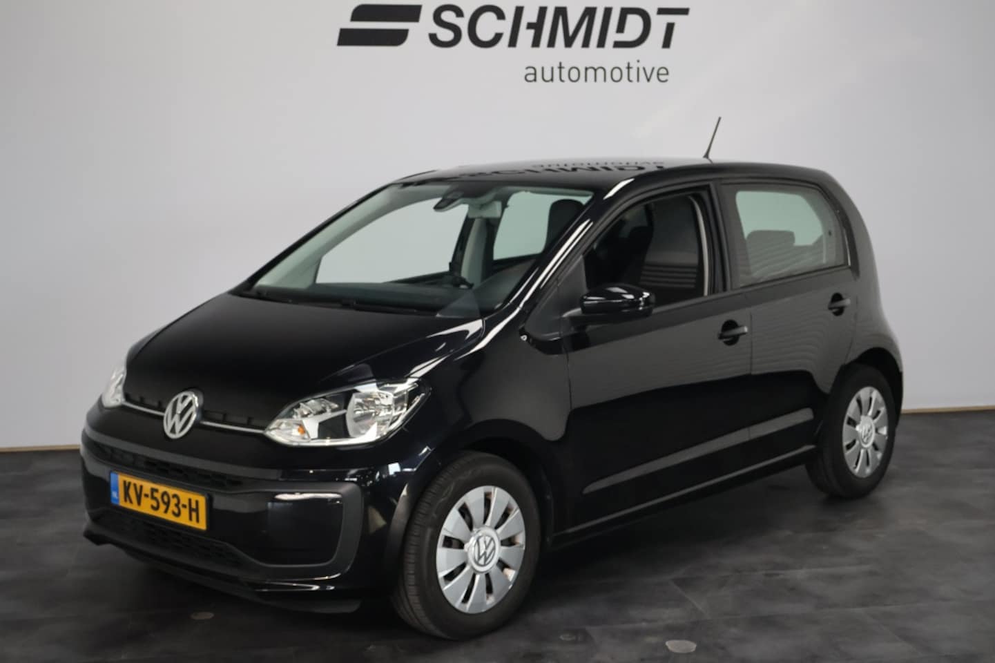 Volkswagen Up! - 1.0 BMT move up! Lage kmstand | Airco | 5-drs | Bluetooth - AutoWereld.nl