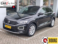 Volkswagen T-Roc - 1.5 TSI STYLE AUTOMAAT Trekhaak | Stoelverwarming | Adaptive Cruise