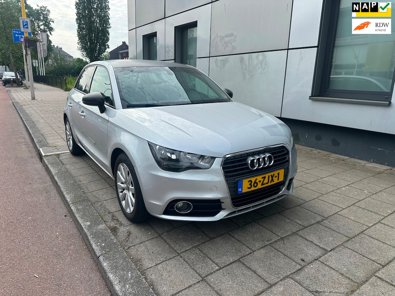 Audi A1 Sportback - 1.2 TFSI Connect Airco Navi 5D Nap - AutoWereld.nl