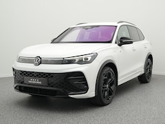 Volkswagen Tiguan - R-Line 1.5 eHybrid 204 PK | LED Matrix IQ | Harman/Kardon | 360 Camera | Side Assist | Tre