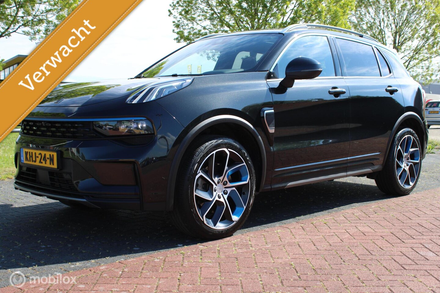 Lynk & Co 01 - 1.5 Plug-in Hybride, Zwarte Hemel, Stoelverwarming, Cruise, Pdc + camera, Clima, Navi, App - AutoWereld.nl
