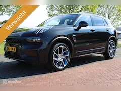 Lynk & Co 01 - 1.5 Plug-in Hybride, Zwarte Hemel, Stoelverwarming, Cruise, Pdc + camera, Clima, Navi, App