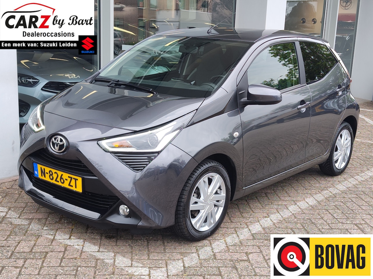 Toyota Aygo - 1.0 VVT-i X-PLAY Carplay/Android | Camera HD | Airco - AutoWereld.nl