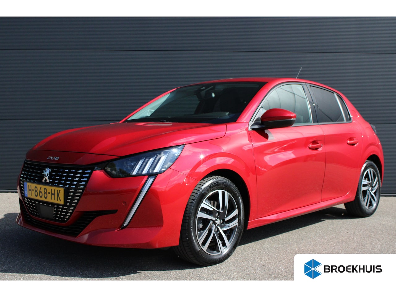 Peugeot 208 - 1.2 PureTech Allure | Navigatie | Camera | Full LED | Keyless | Apple carplay | NL auto | - AutoWereld.nl