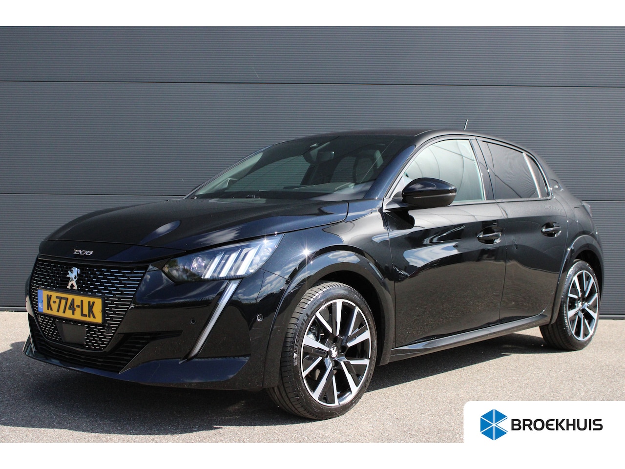 Peugeot 208 - 1.2 PureTech GT Pack | Navigatie | Camera | Panoramadak | Stoelverwarming | Full LED | Alc - AutoWereld.nl
