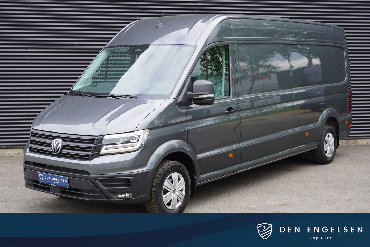 Volkswagen Crafter - 180pk Automaat L4H3/L3H2 Facelift LED Digitaal Dashboard Camera Apple Carplay Navigatie Cr - AutoWereld.nl