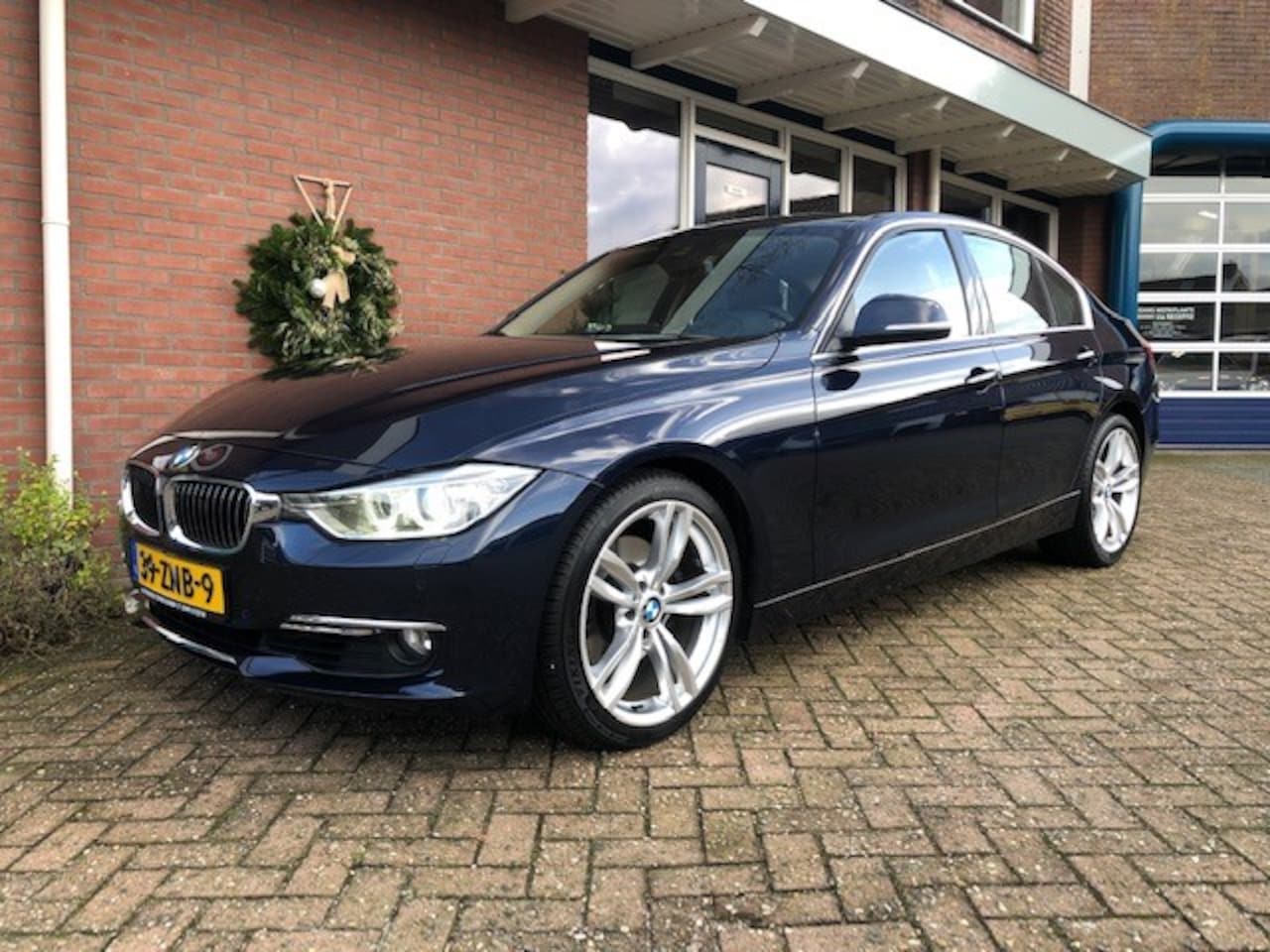 BMW 3-serie - 328i 245pk Automaat High Executive - AutoWereld.nl