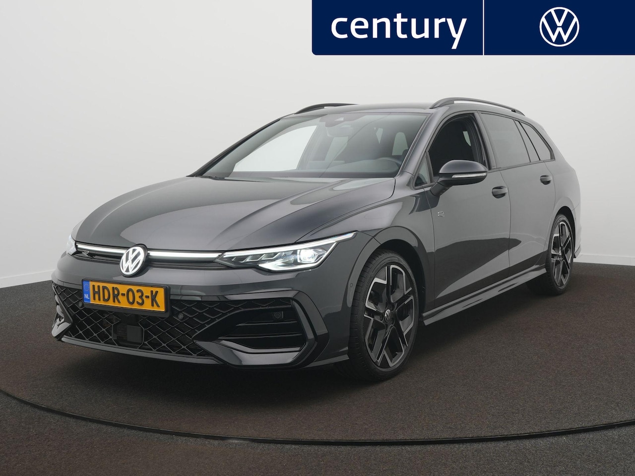 Volkswagen Golf Variant - 1.5 eTSI R-Line Edition Automaat - IQ light - Navigatie - Achterklep elektrisch - Trekhaak - AutoWereld.nl