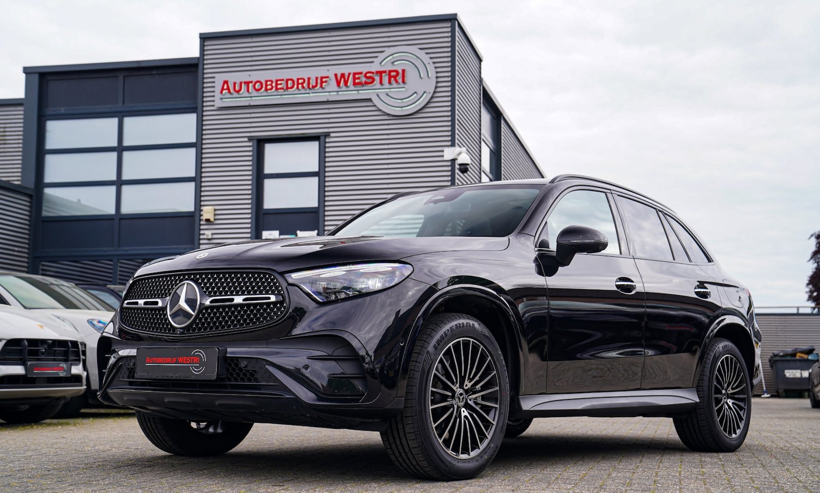 Mercedes-Benz GLC-klasse - 300e 4MATIC AMG Line | Panorama | 360 Camera | Elektrische trekhaak | Memory - AutoWereld.nl