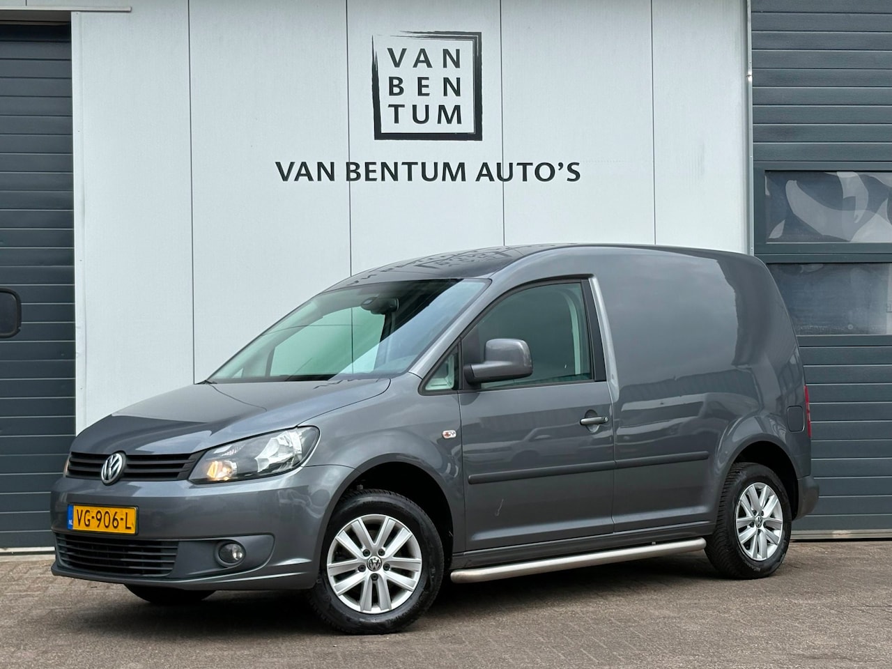 Volkswagen Caddy - 1.6TDI 75pk Airco Cruise Trekhaak - AutoWereld.nl