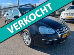 Volkswagen Golf - 1.4 TSI Trendline / Automaat / Airco / PDC l Scherm