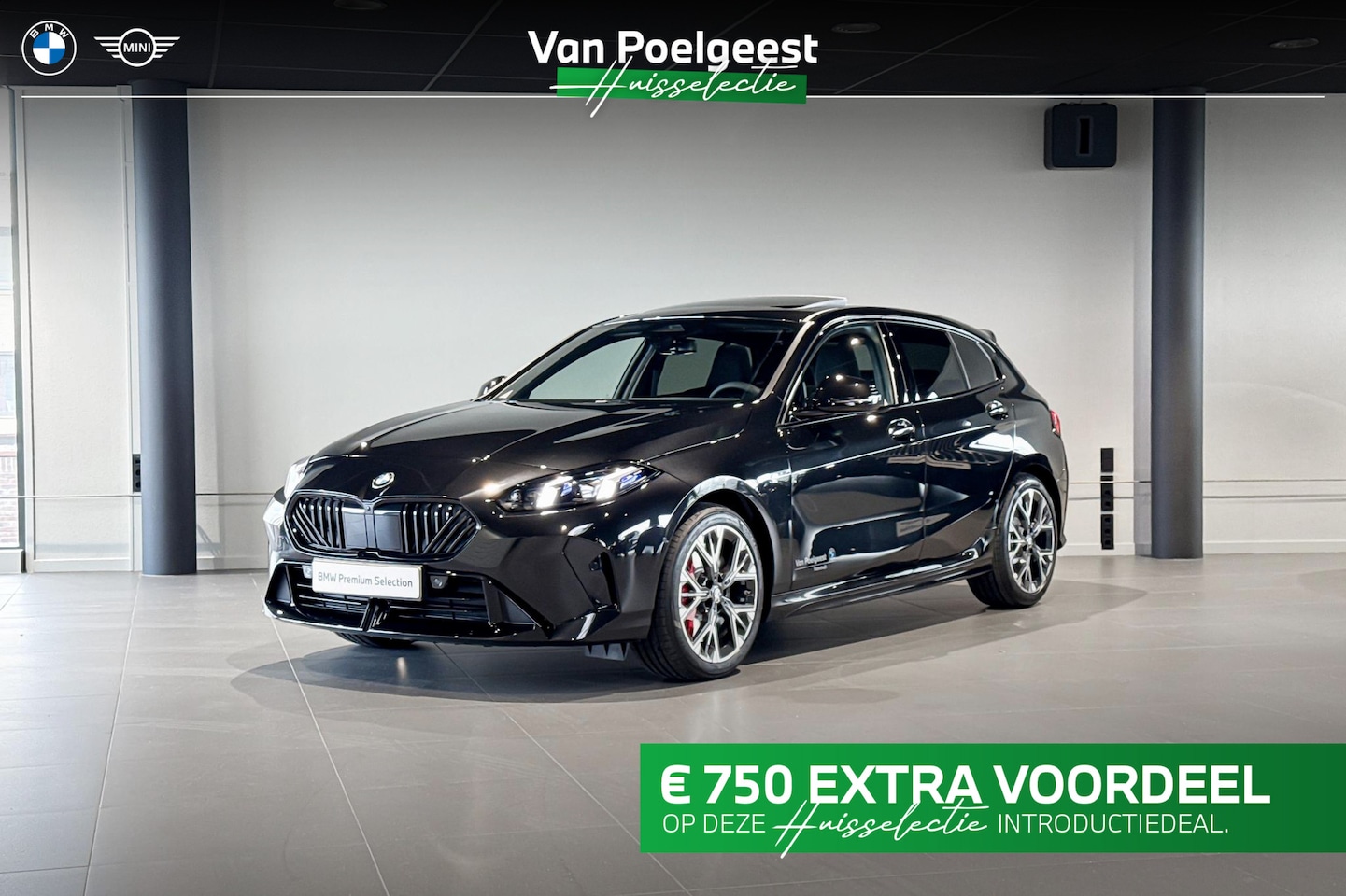 BMW 1-serie - 120 M Sport Design Edition | Glazen Panoramadak | Harman Kardon | Stoelverwarming | Achter - AutoWereld.nl