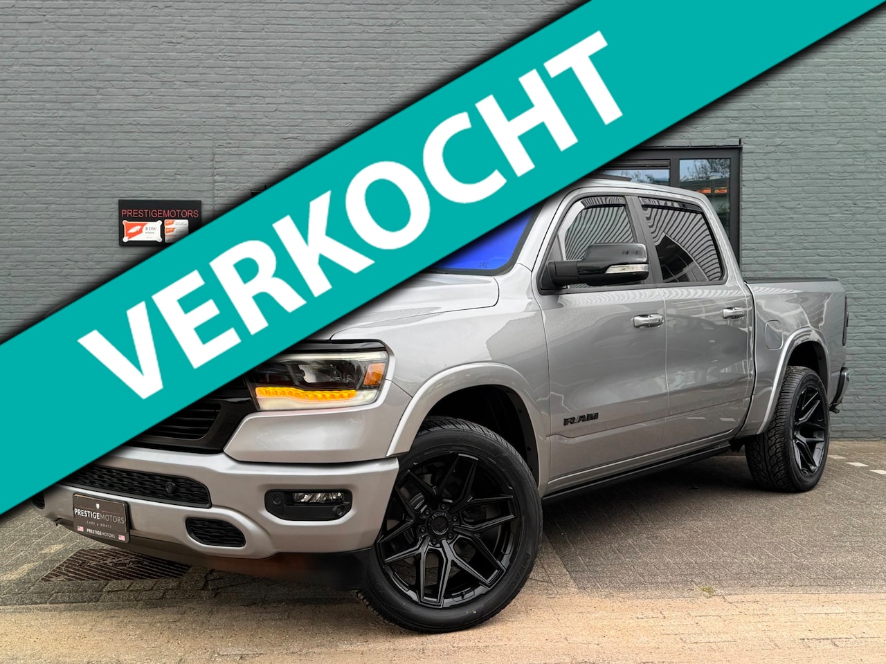 Dodge Ram 1500 - Sport Night 5.7L V8 4x4 PANO|LPG|Luchtvering|360cam|ACC|CrewCab - AutoWereld.nl