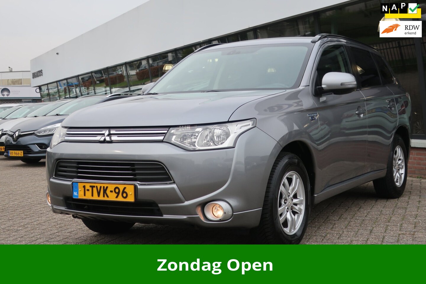 Mitsubishi Outlander - 2.0 PHEV Business Edition 2.0 PHEV Business Edition - AutoWereld.nl
