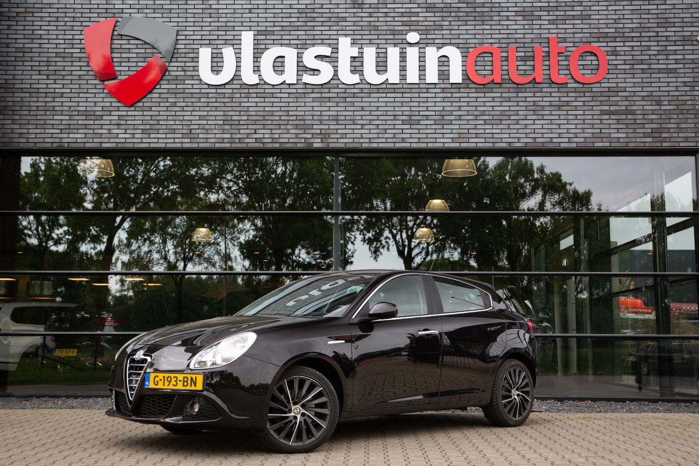 Alfa Romeo Giulietta - 1.4 T Distinctive 1.4 T Distinctive , Cruise control, Stoelverwarming, - AutoWereld.nl