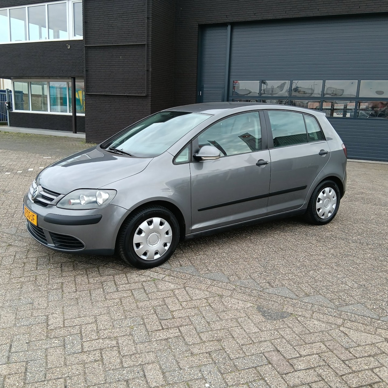 Volkswagen Golf Plus - 1.4 FSI Bus.line 1.4 FSI Bus.line - AutoWereld.nl