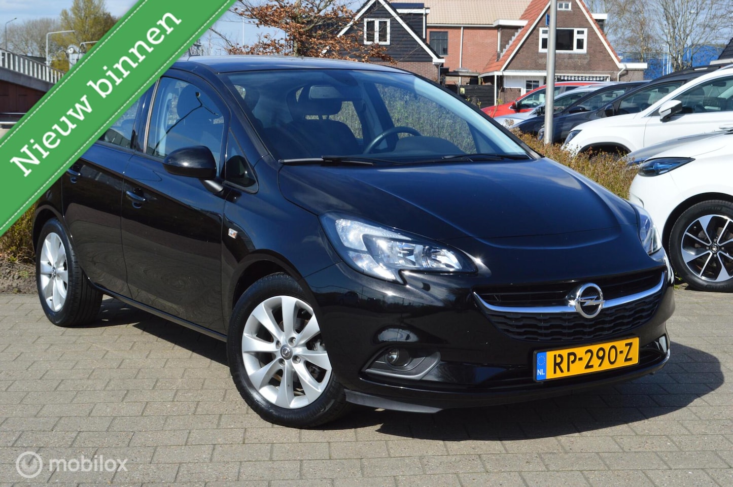 Opel Corsa - 1.4 Favourite 1.4 Favourite - AutoWereld.nl