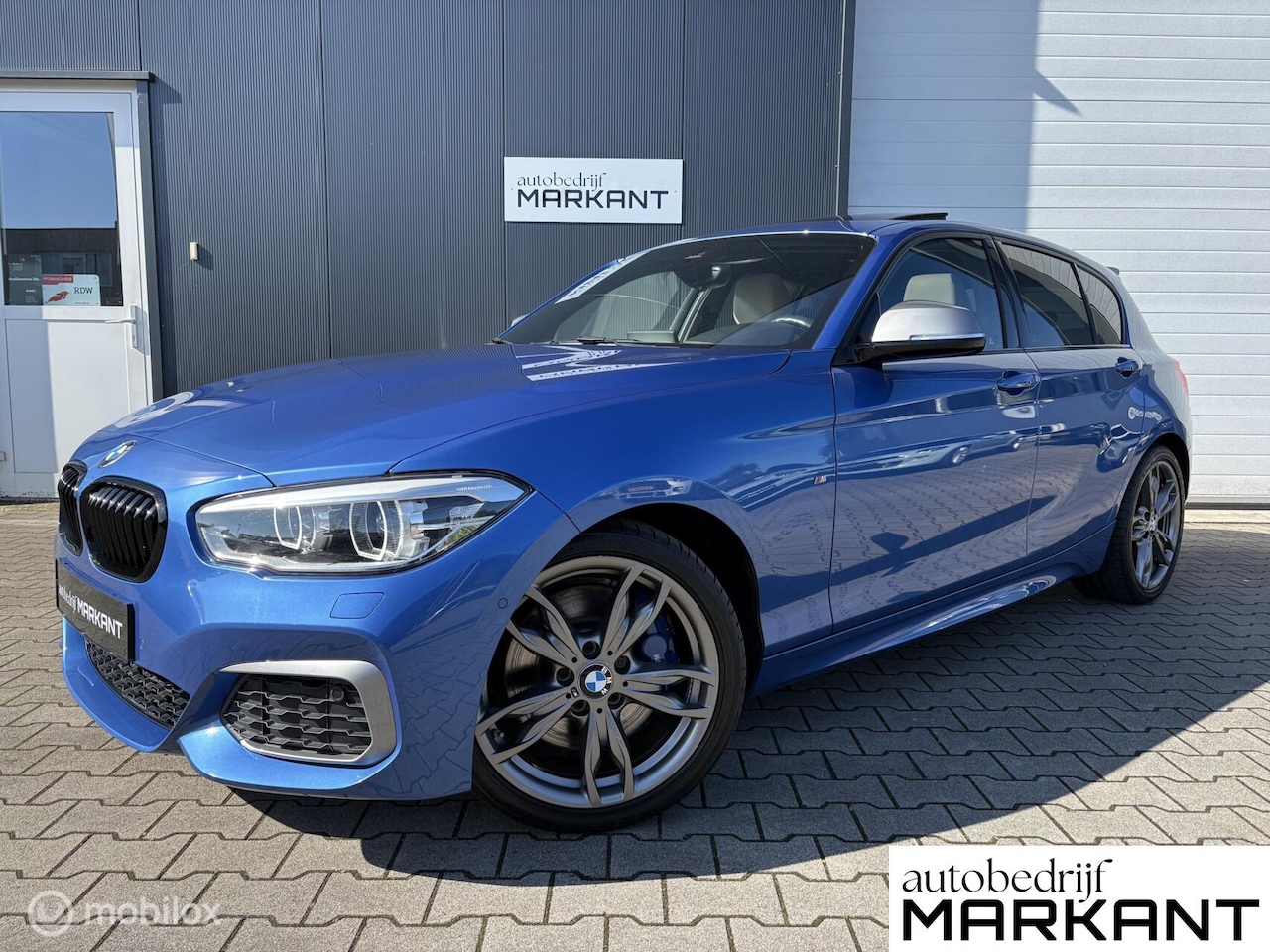 BMW 1-serie - M140i Edition Shadow Leder / LED / NL / Carplay! - AutoWereld.nl