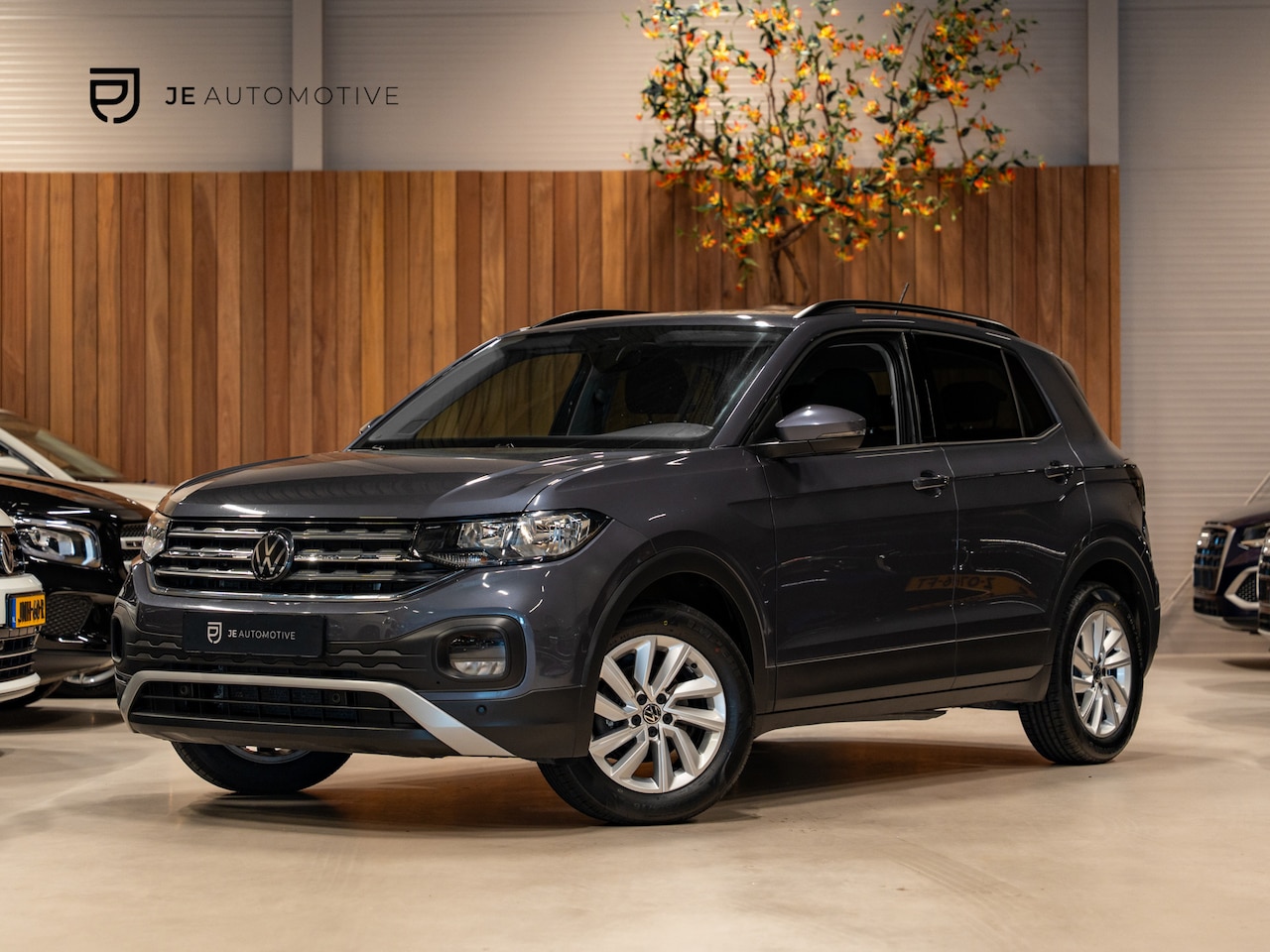 Volkswagen T-Cross - 1.0 TSI DSG Life, Apple Carplay, Android Auto, ACC, Cam, PDC, Clima, Volledig Onderhoud - AutoWereld.nl
