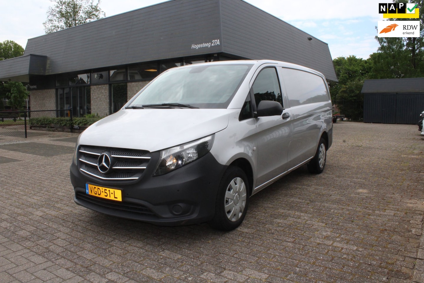 Mercedes-Benz Vito - ZEER Mooie goede bus Deukje in rechter schuifdeur 114 CDI Extra Lang - AutoWereld.nl