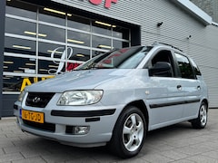 Hyundai Matrix - 1.6i Dynamic - Airco I Sport velgen I PDC I Comfort pakket I Dakrail I APK 2027