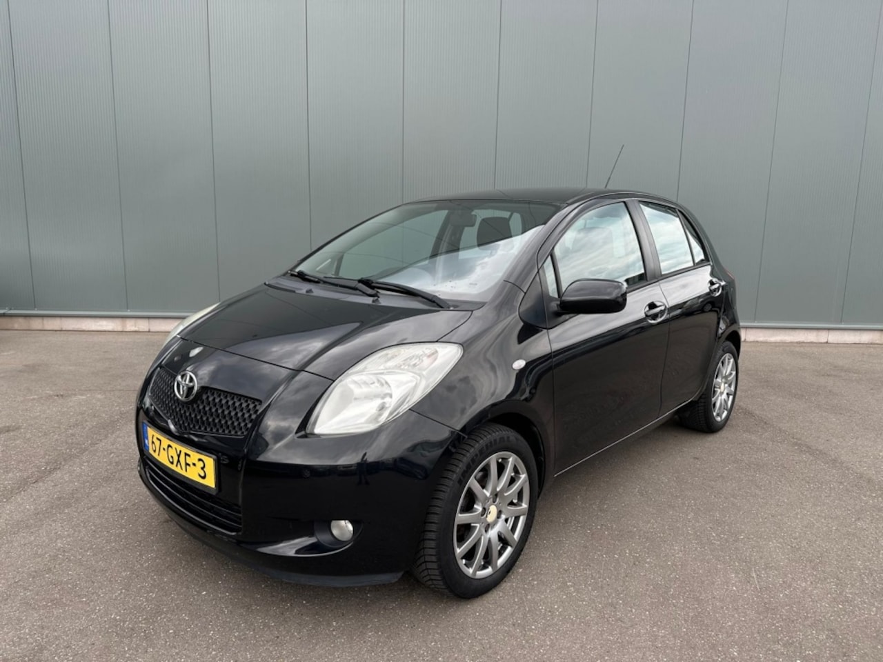 Toyota Yaris - 1.3 VVTi Sol AIRCO | NAP ! - AutoWereld.nl