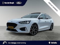 Ford Focus Wagon - 1.5 EcoBoost ST Line Business Panoramadak - Winter Pack - Parkeersensoren - Cruise Control