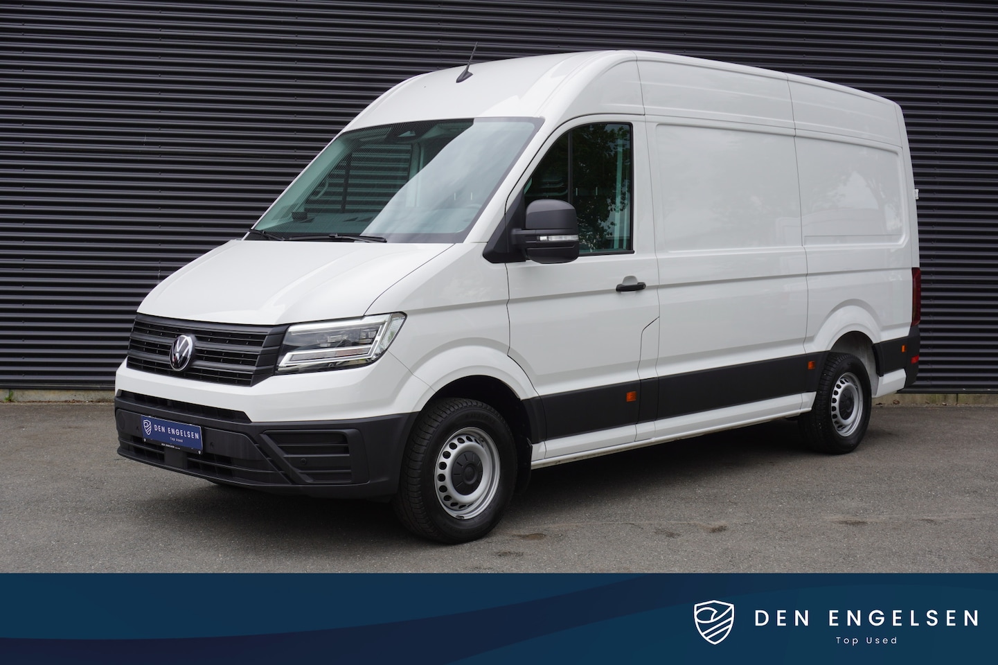 Volkswagen Crafter - 35 180pk L3H3/L2H2 Facelift LED Digitaal Dashboard Apple Carplay Camera Ergo comfort stoel - AutoWereld.nl