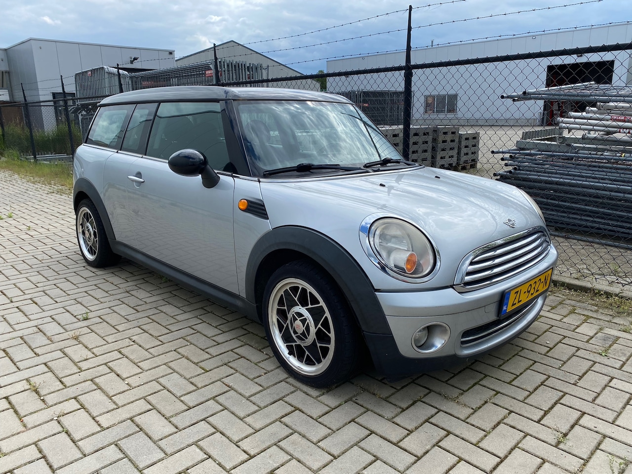 MINI Clubman - Mini 1.6 1.6 Cooper Chili / Motor defect !! - AutoWereld.nl