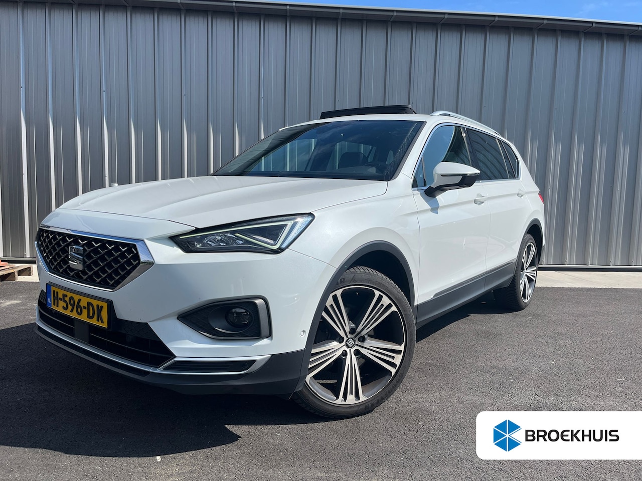 SEAT Tarraco - 1.5 TSI Xcellence 7p 150pk | Panoramadak | Achteruitrijcamera | Stoelverwaming | Elektrisc - AutoWereld.nl