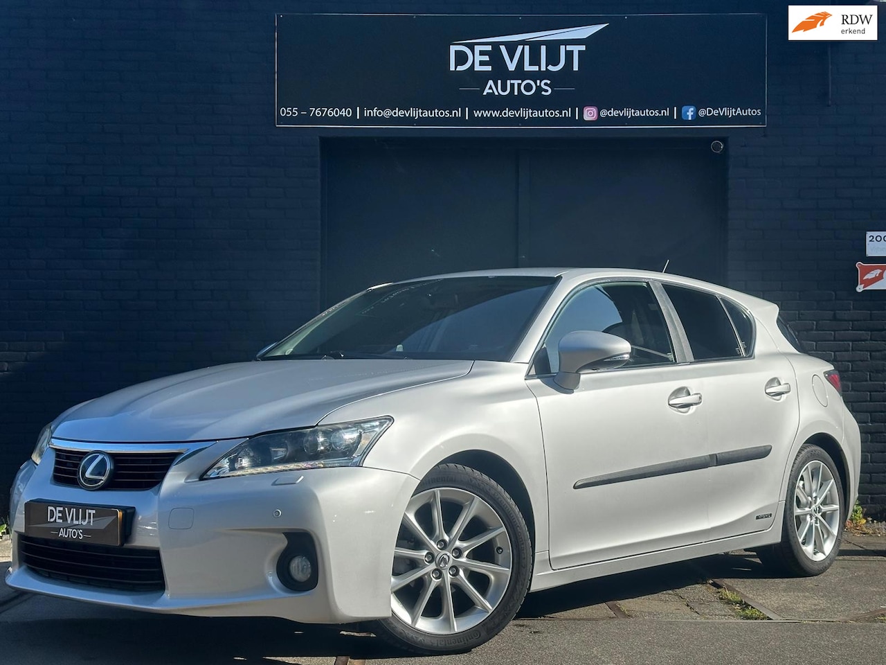 Lexus CT 200h - Hybrid | Automaat | Alcantara | Navi| Camera | Cilmate Control | Cruise Control | Xenon | - AutoWereld.nl