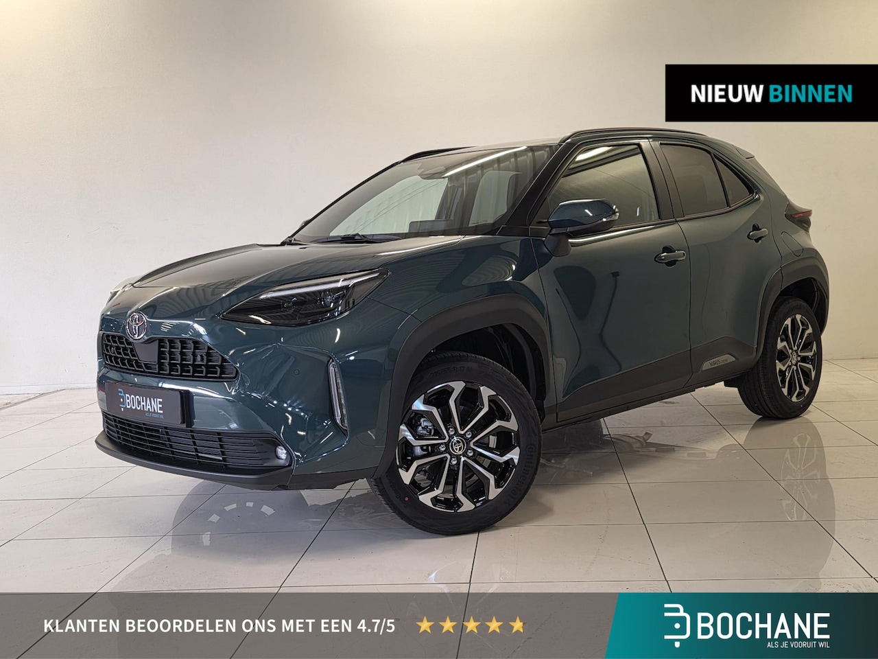 Toyota Yaris Cross - 1.5 Hybrid 130 Dynamic | Apple CarPlay / Android auto Navigatie |Stoelverwarming | Achteru - AutoWereld.nl