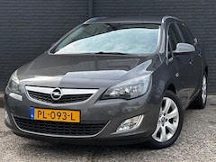 Opel Astra Sports Tourer - 1.7 CDTi Cosmo AIRCO | NAVI | CRUISE | LEDER | NWE APK