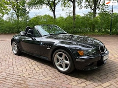BMW Z3 Roadster - 2.8i, automaat, airco, elektrische kap, 6-cilinder, topper