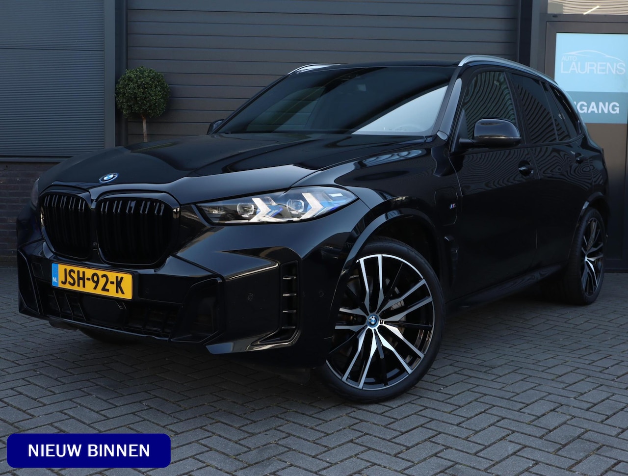 BMW X5 - xDrive50e M-Sport | Panoramadak | Comfortstoelen | H+K | Lazer | ACC | Stuurverwarming | 3 - AutoWereld.nl