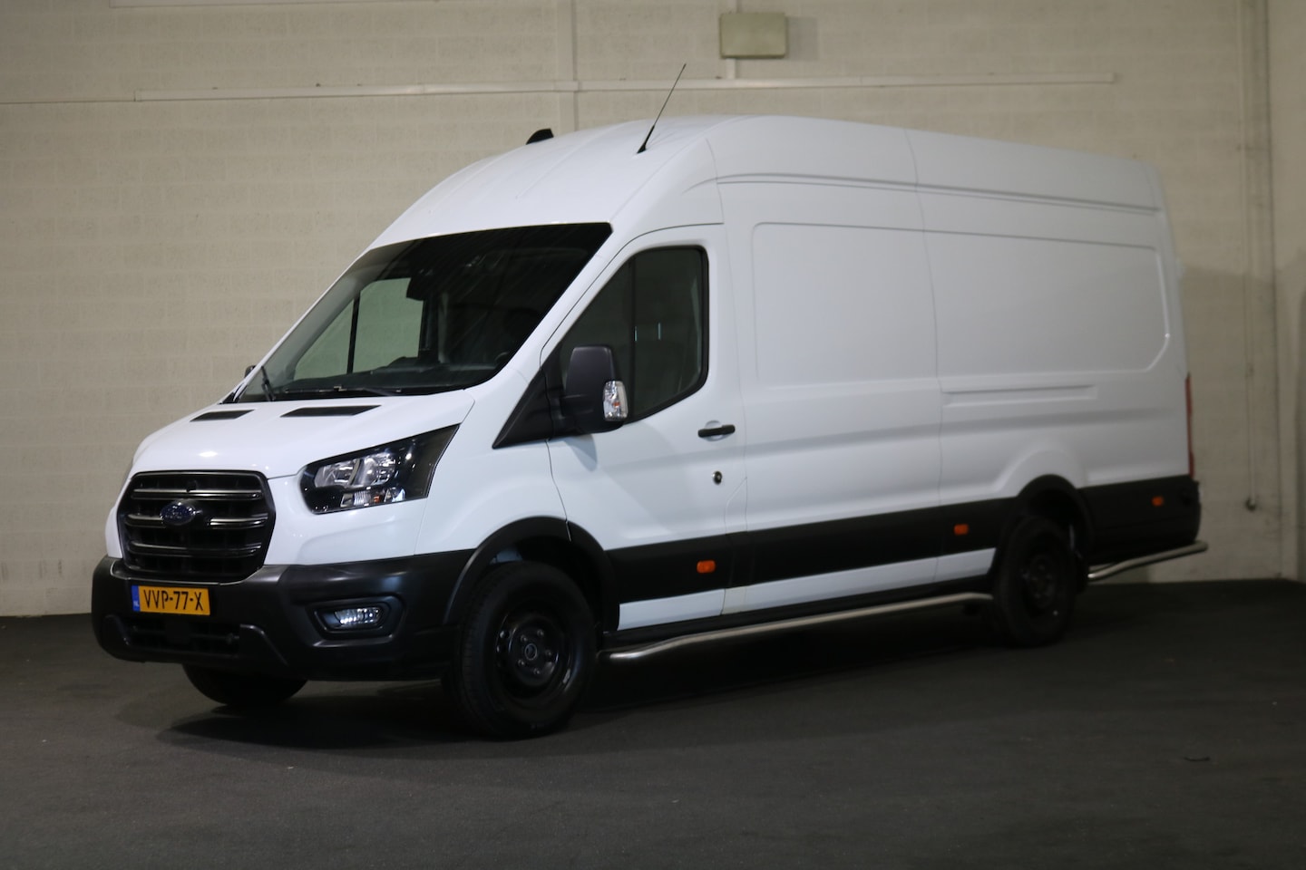 Ford Transit - 2.0 TDCI 130pk L4 H3 Trend Airco 270Gr Achterdeuren rijdt bij Inasin - AutoWereld.nl