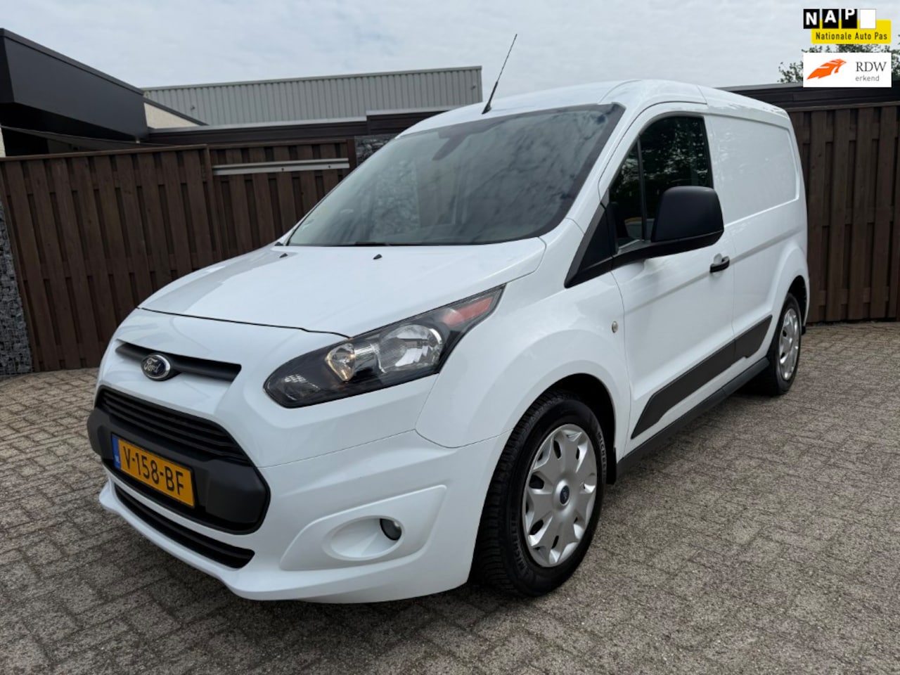 Ford Transit Connect - 1.5 TDCI L1 Trend AIRCO EURO 6 - AutoWereld.nl