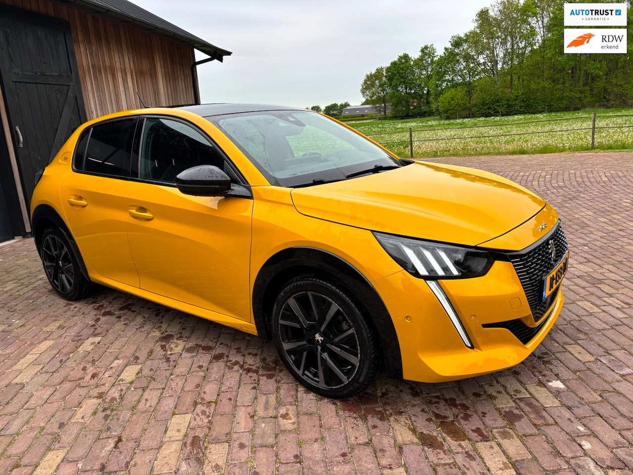 Peugeot 208 - 1.2 PureTech GT Pack .NL AUTO> - AutoWereld.nl