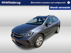 Volkswagen Taigo - 1.0 TSI Life / AUTOMAAT/ TREKHAAK/ CRUISE/ AIRCO/ PARK. SENSOREN VOOR & ACHTER/ DIGITAL DA