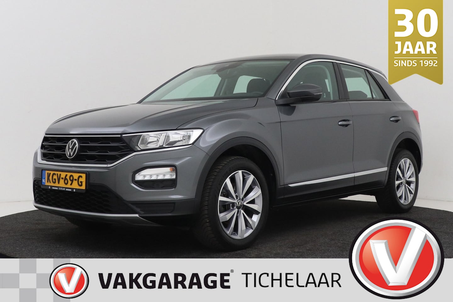Volkswagen T-Roc - 1.0 TSI Style Business | Climate Control | Stoelverwarming | CarPlay | PDC | 39000 KM! | - AutoWereld.nl
