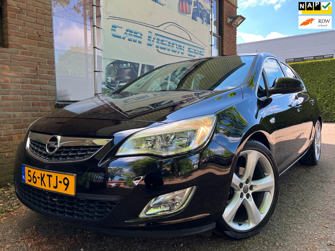 Opel Astra - 1.6 Cosmo|Trekhaak|Leder|Airco|Cruise| - AutoWereld.nl